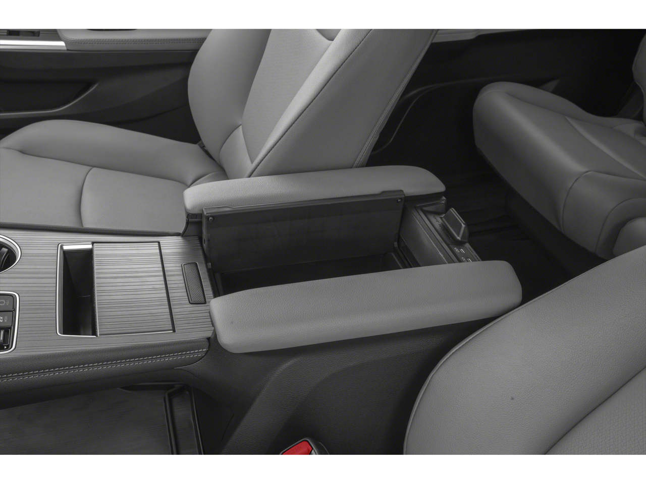2025 Toyota Sienna XLE 7-Passenger