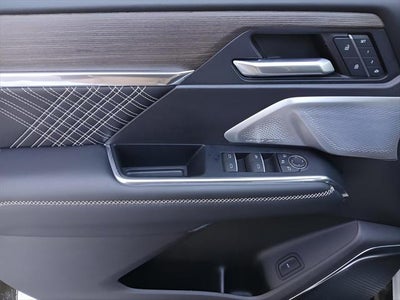 2025 GMC Acadia AWD Denali