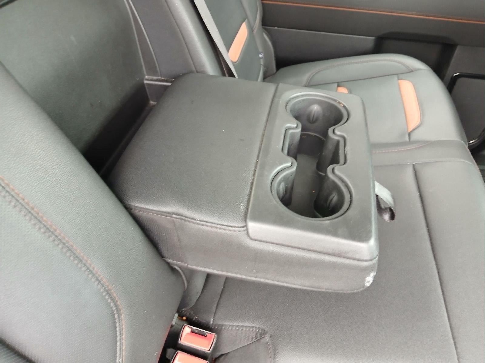 2023 GMC Sierra AT4