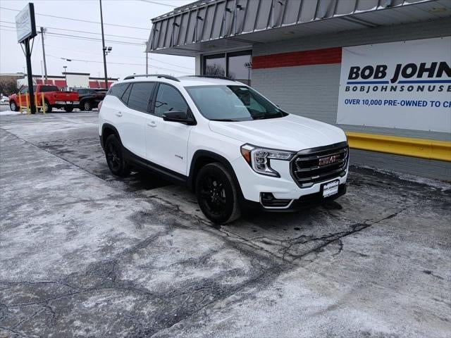 2023 GMC Terrain AT4