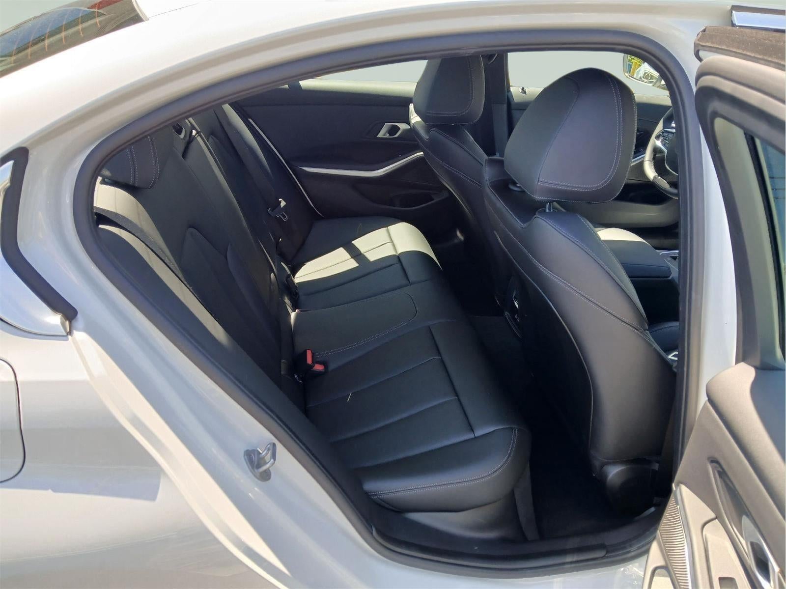 2025 BMW 330i 330i xDrive