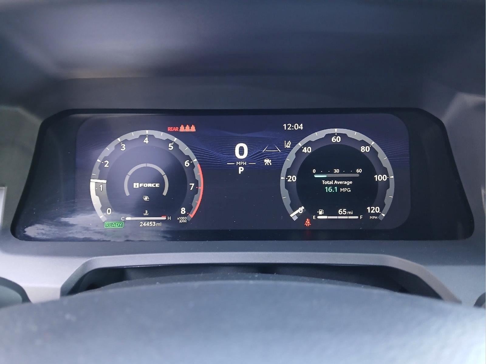 2025 Toyota Tacoma Limited HV