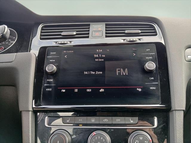 2019 Volkswagen Golf GTI SE