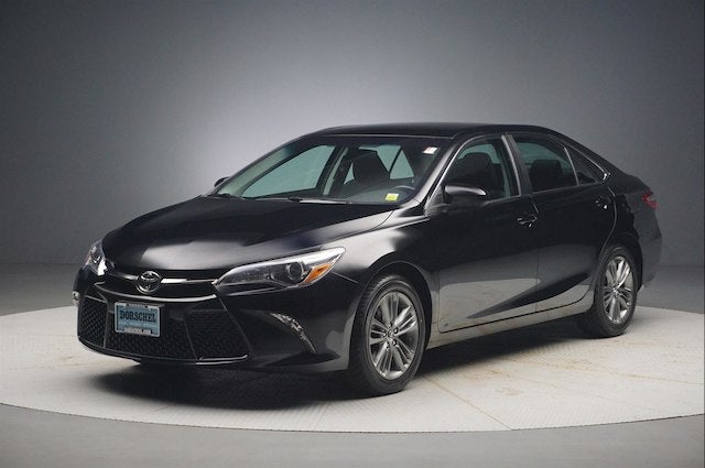 2015 Toyota CAMRY SEDAN