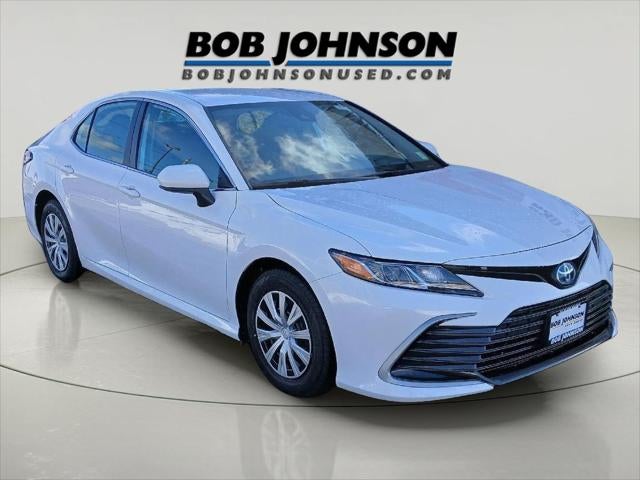 2022 Toyota CAMRY Hybrid LE