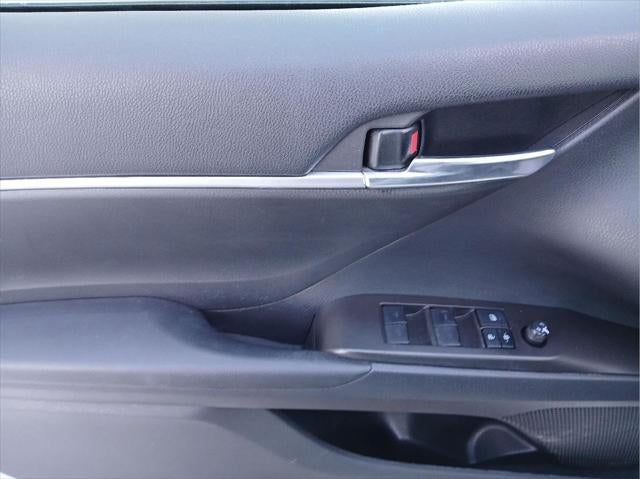 2022 Toyota CAMRY Hybrid LE