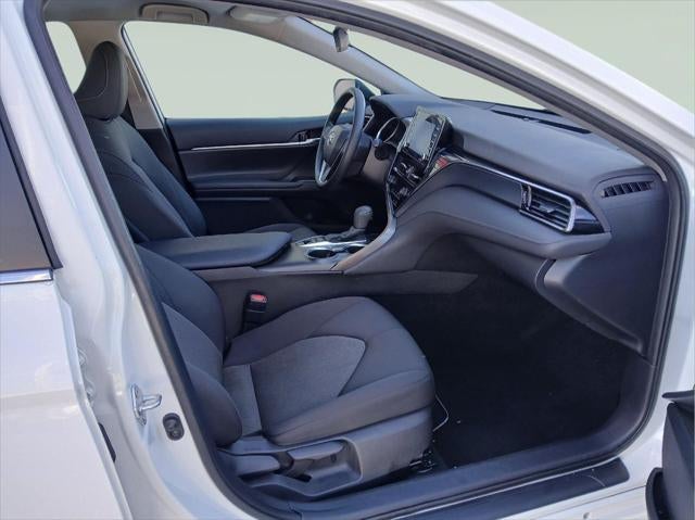 2022 Toyota CAMRY Hybrid LE