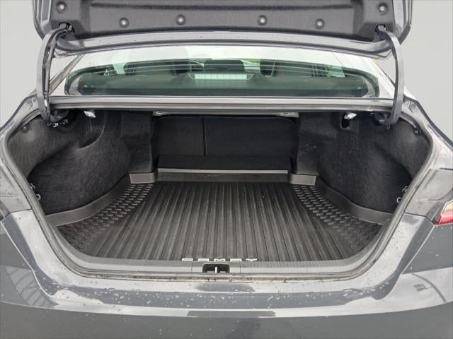 2025 Toyota Camry SE AWD