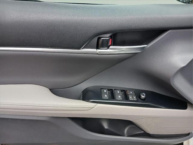 2020 Toyota CAMRY XLE