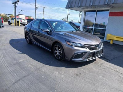2023 Toyota CAMRY SE