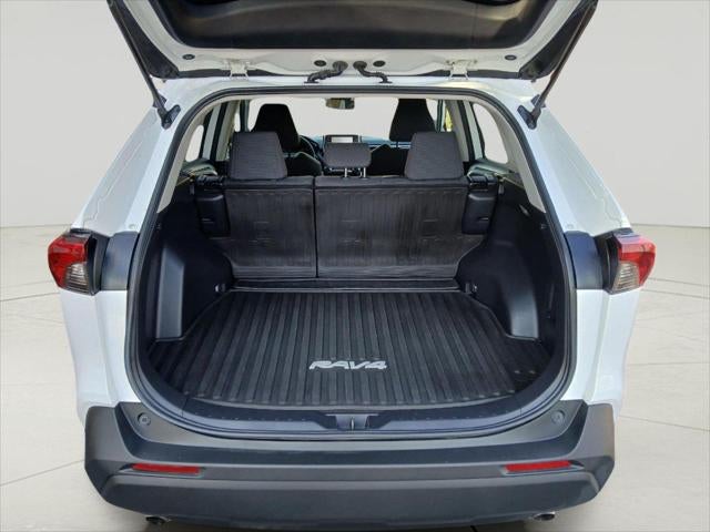 2021 Toyota RAV4 Hybrid Hybrid LE