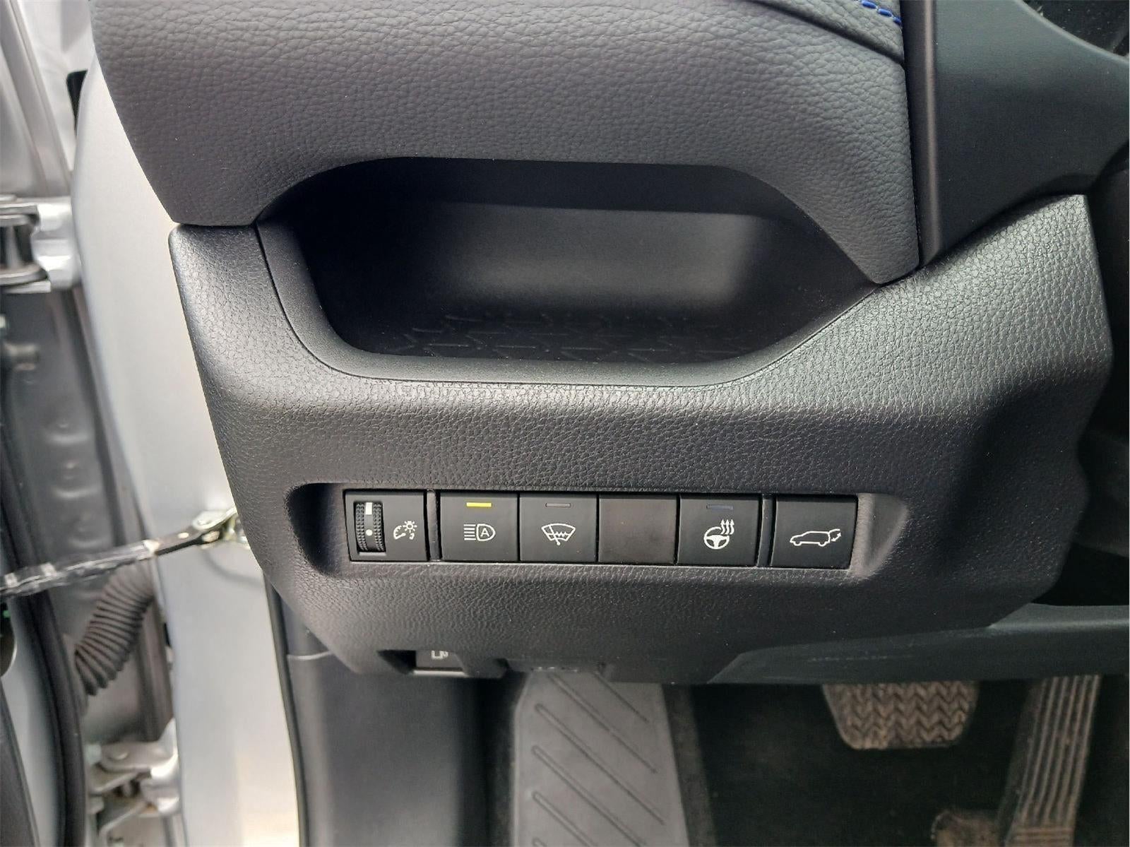 2022 Toyota RAV4 HYBRID Hybrid SE