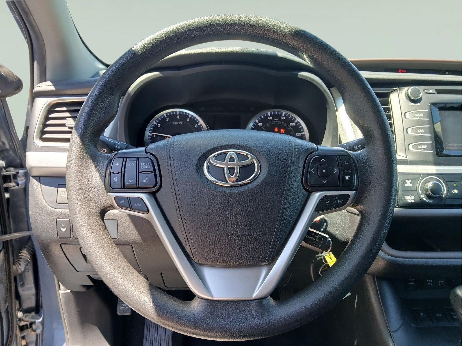 2019 Toyota Highlander LE