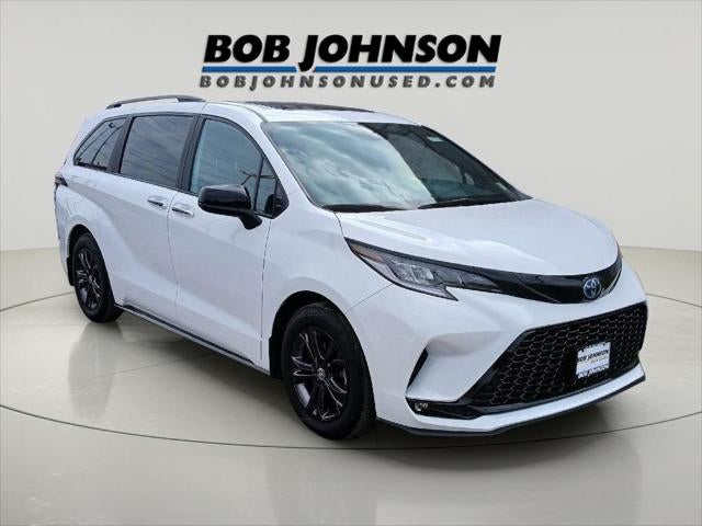 2025 Toyota SIENNA XSE AWD XSE