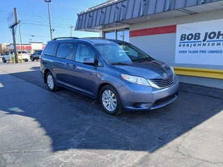 2015 Toyota SIENNA LE 3.5L LE 7-Passenger