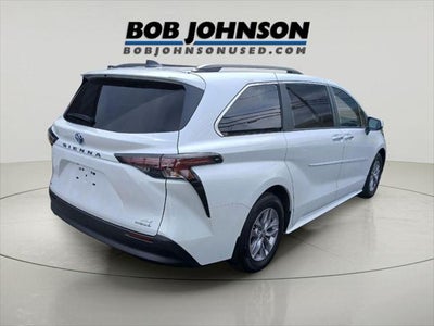 2023 Toyota Sienna XLE 7-Passenger