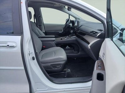 2023 Toyota Sienna XLE 7-Passenger
