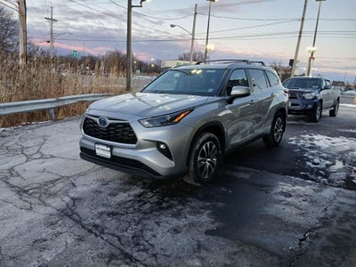 2023 Toyota HIGHLANDER HYBRD XLE