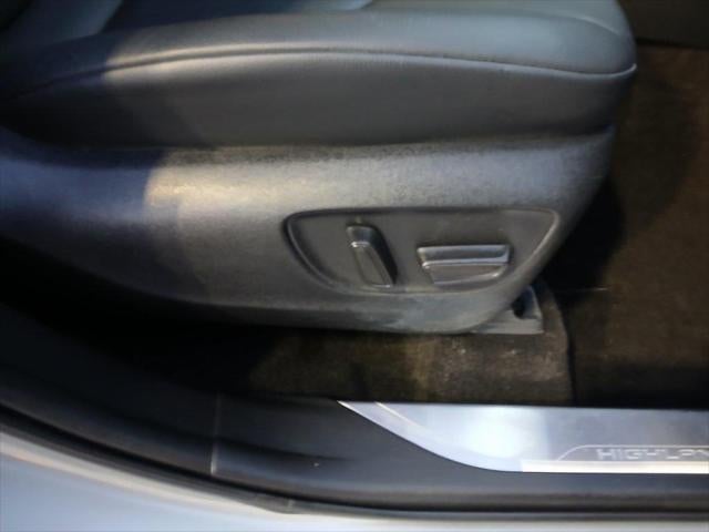 2023 Toyota HIGHLANDER HYBRD XLE