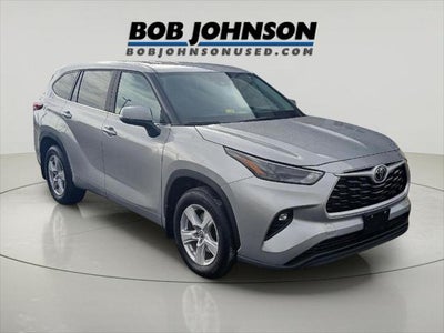 2023 Toyota HIGHLANDER LE