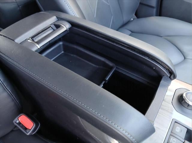 2025 Toyota Highlander Platinum