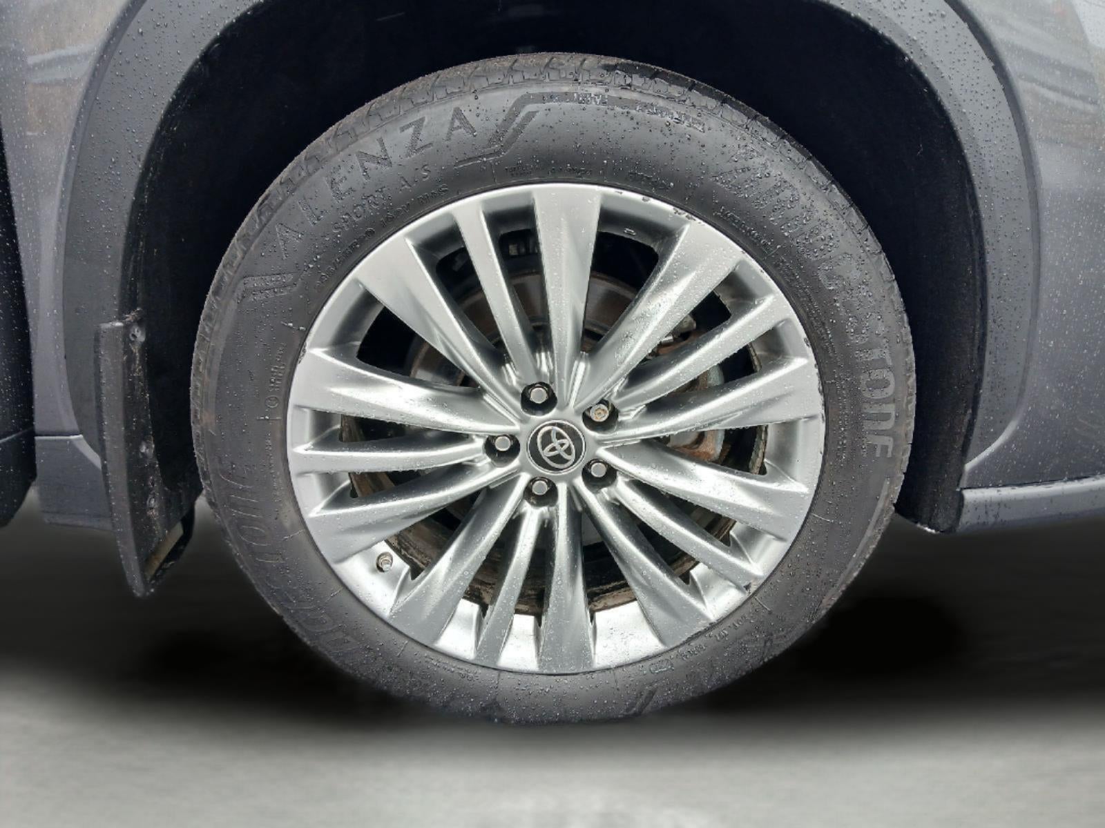 2024 Toyota Highlander Platinum