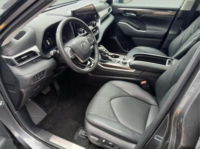 2024 Toyota HIGHLANDER Platinum