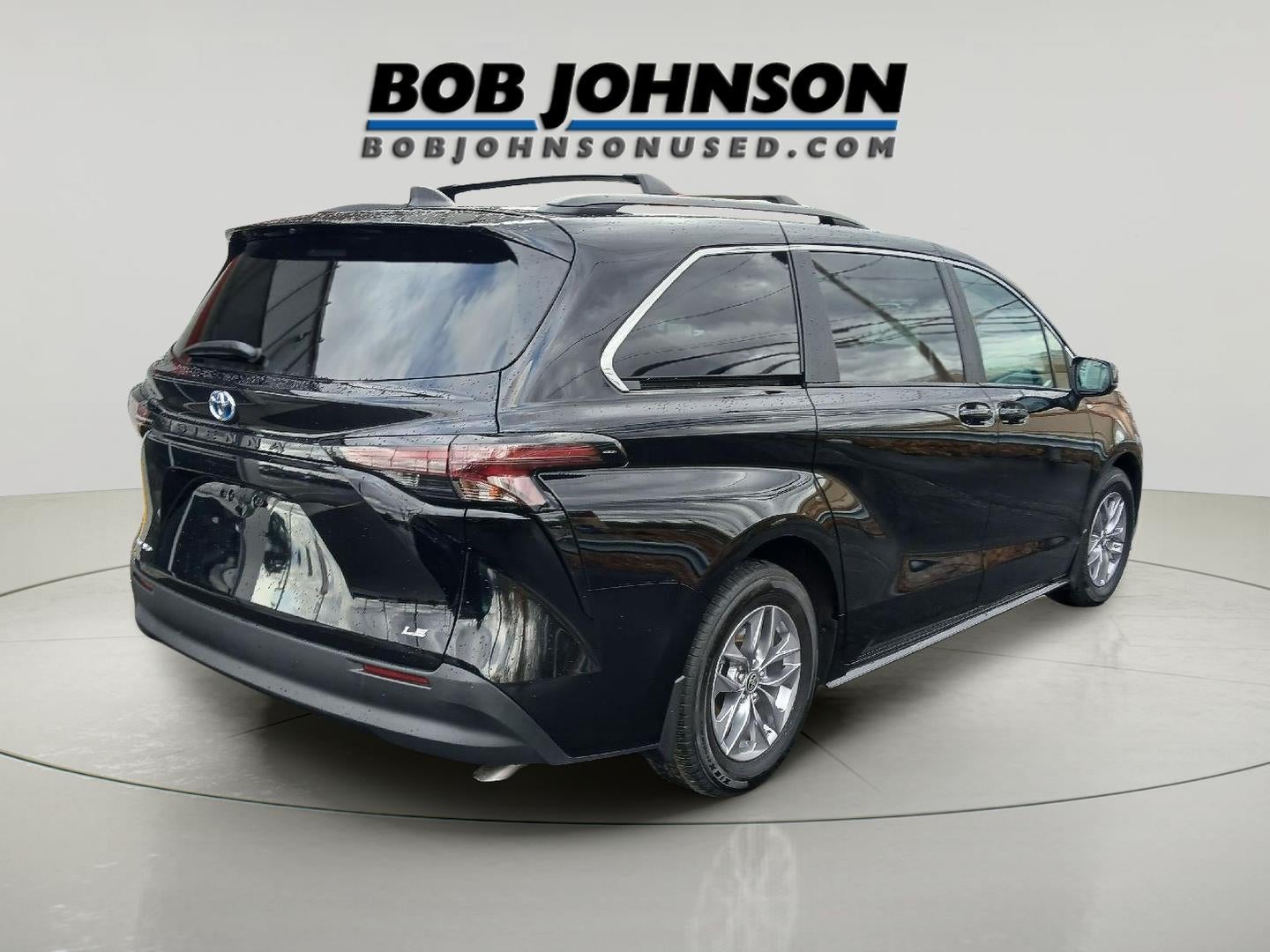 2025 Toyota SIENNA LE AWD LE 8-Passenger