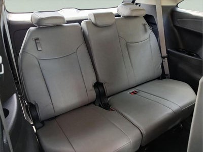 2025 Toyota Sienna XLE FWD 8-PASSENGER