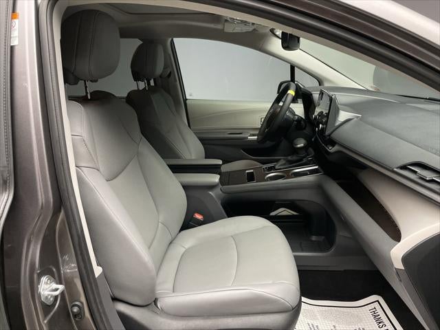 2023 Toyota Sienna XLE 8-Passenger