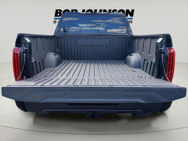 2025 Toyota TUNDRA 4X4 SR5