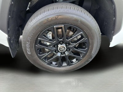2024 Toyota Tundra i-FORCE MAX Limited HV