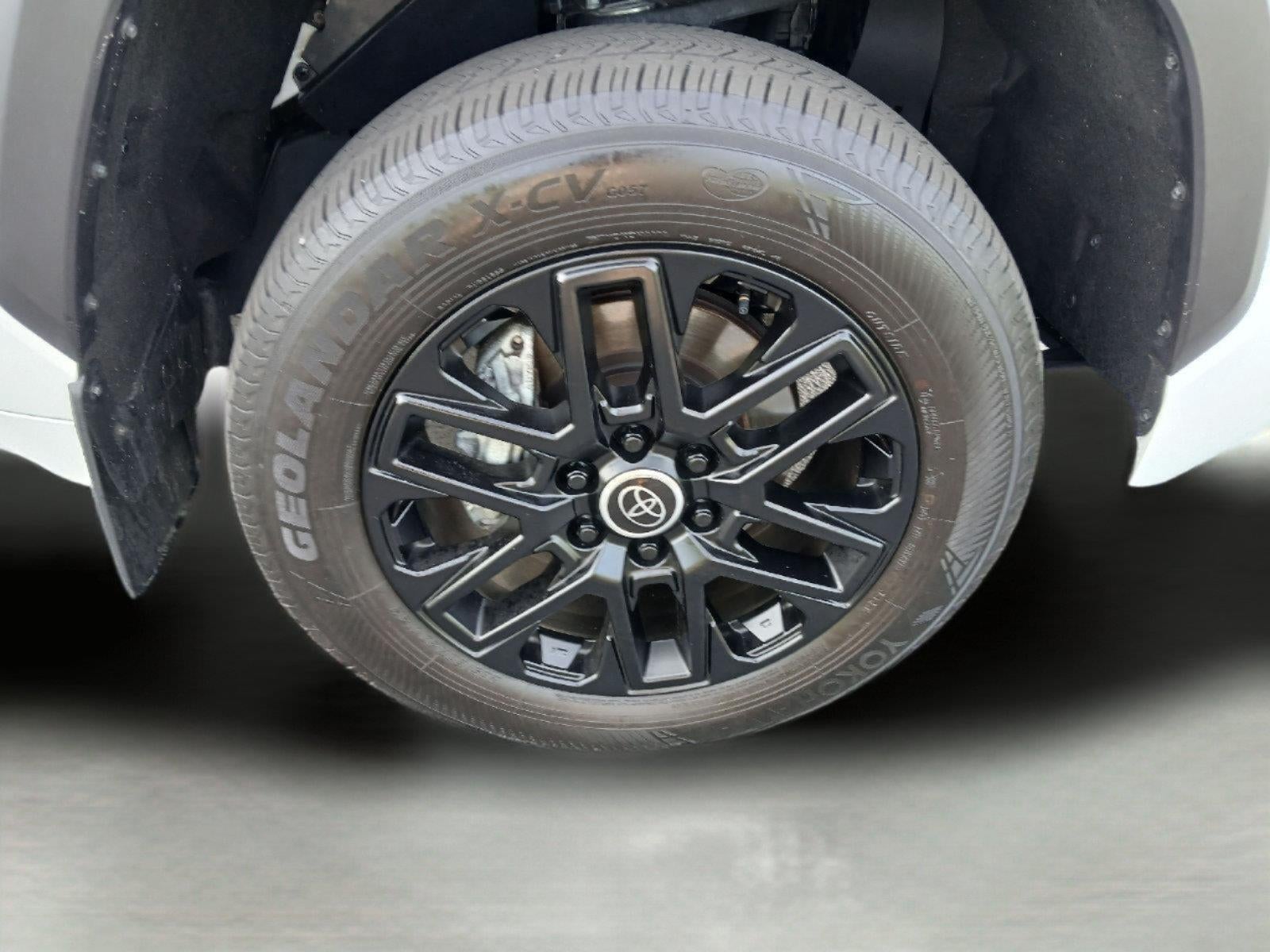 2024 Toyota Tundra i-FORCE MAX Limited HV