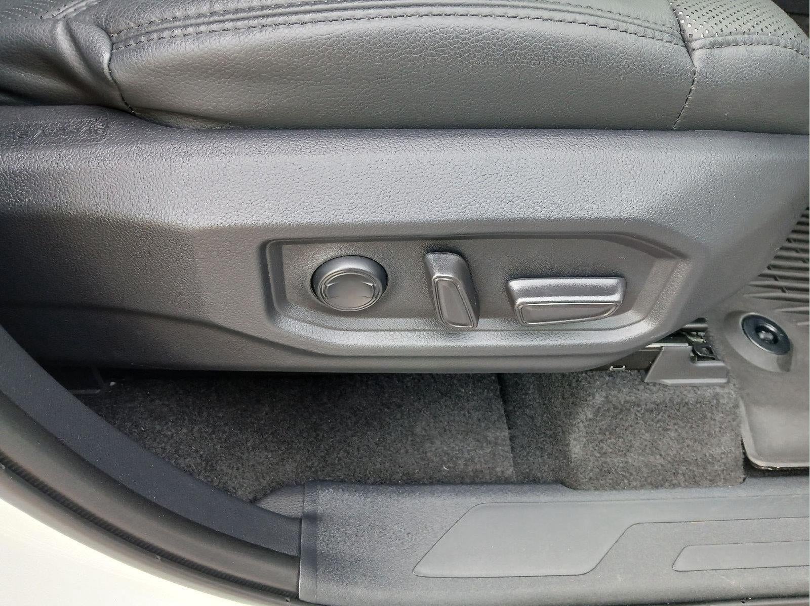2024 Toyota Tundra i-FORCE MAX Limited HV