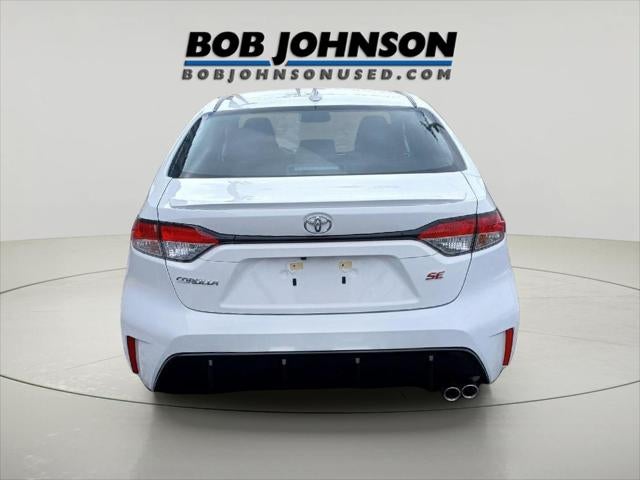 2025 Toyota COROLLA SE