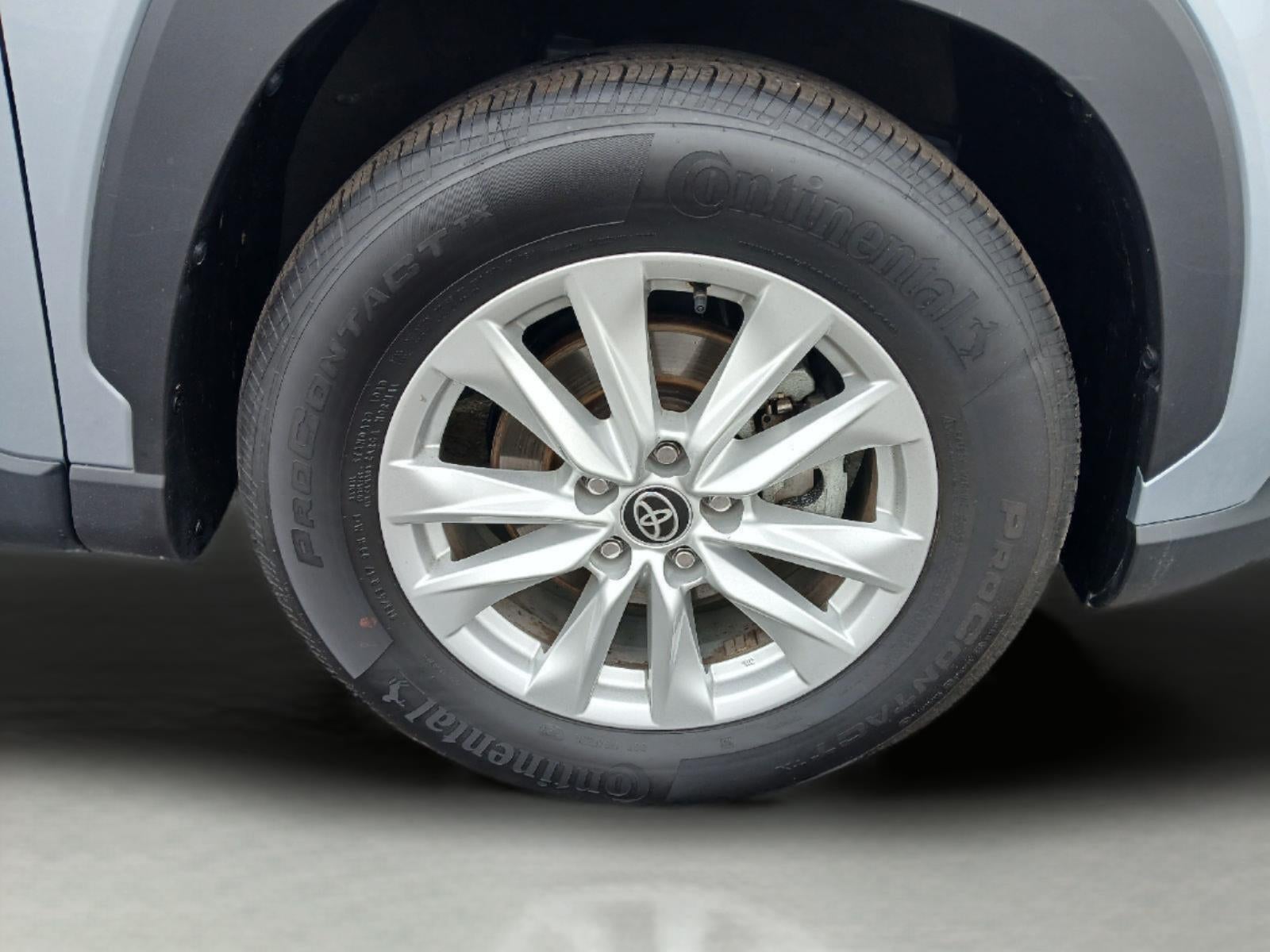 2023 Toyota Corolla Cross LE