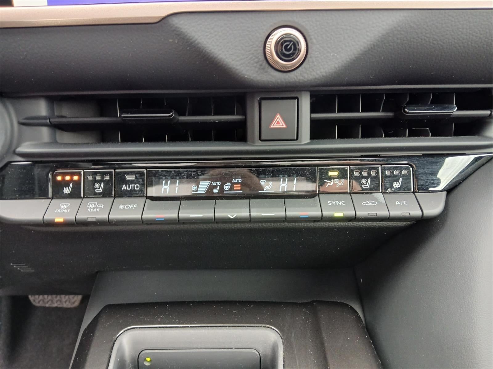 2025 Toyota CROWN PLATINUM AWD