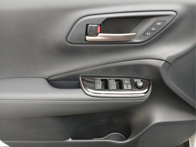 2025 Toyota CROWN PLATINUM AWD