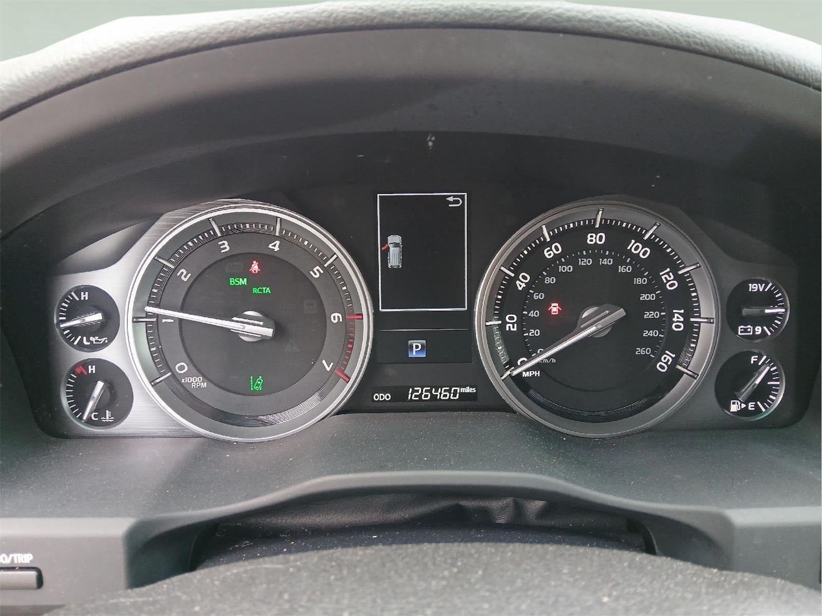 2016 Toyota Land Cruiser Base