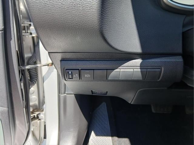 2023 Toyota Corolla Hatchback SE CVT