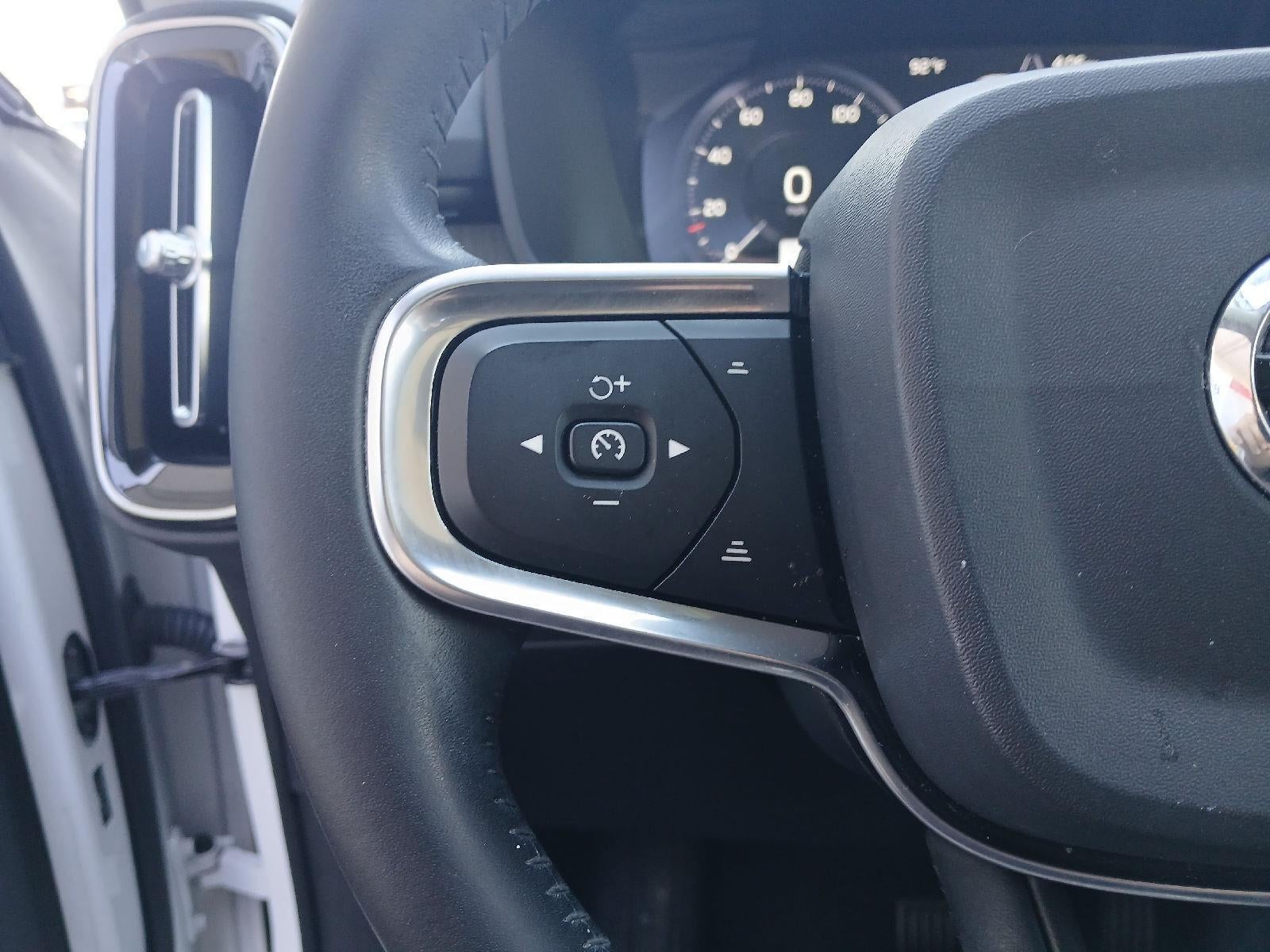 2020 Volvo XC40 Inscription