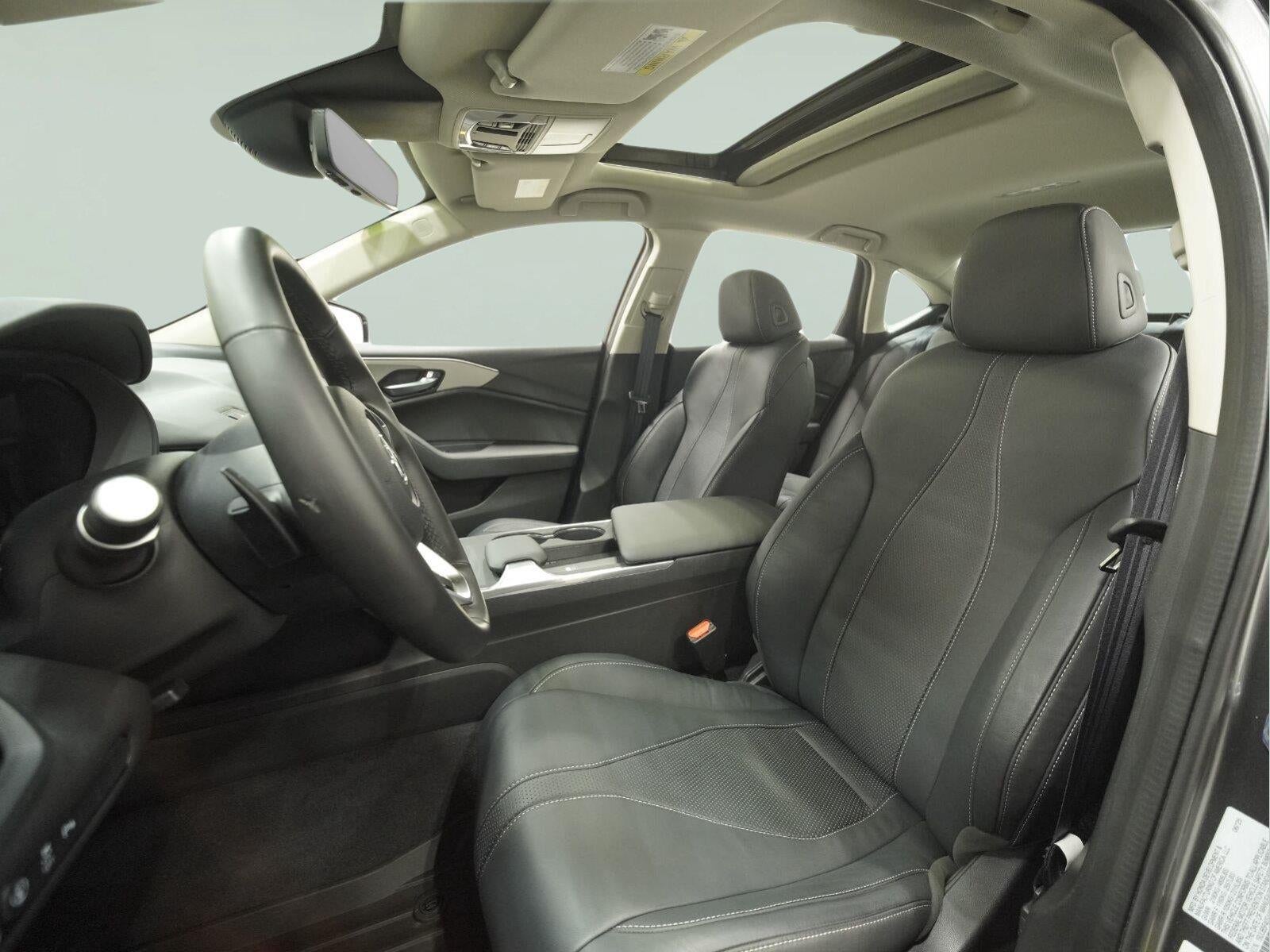 2025 Acura TLX Technology Package