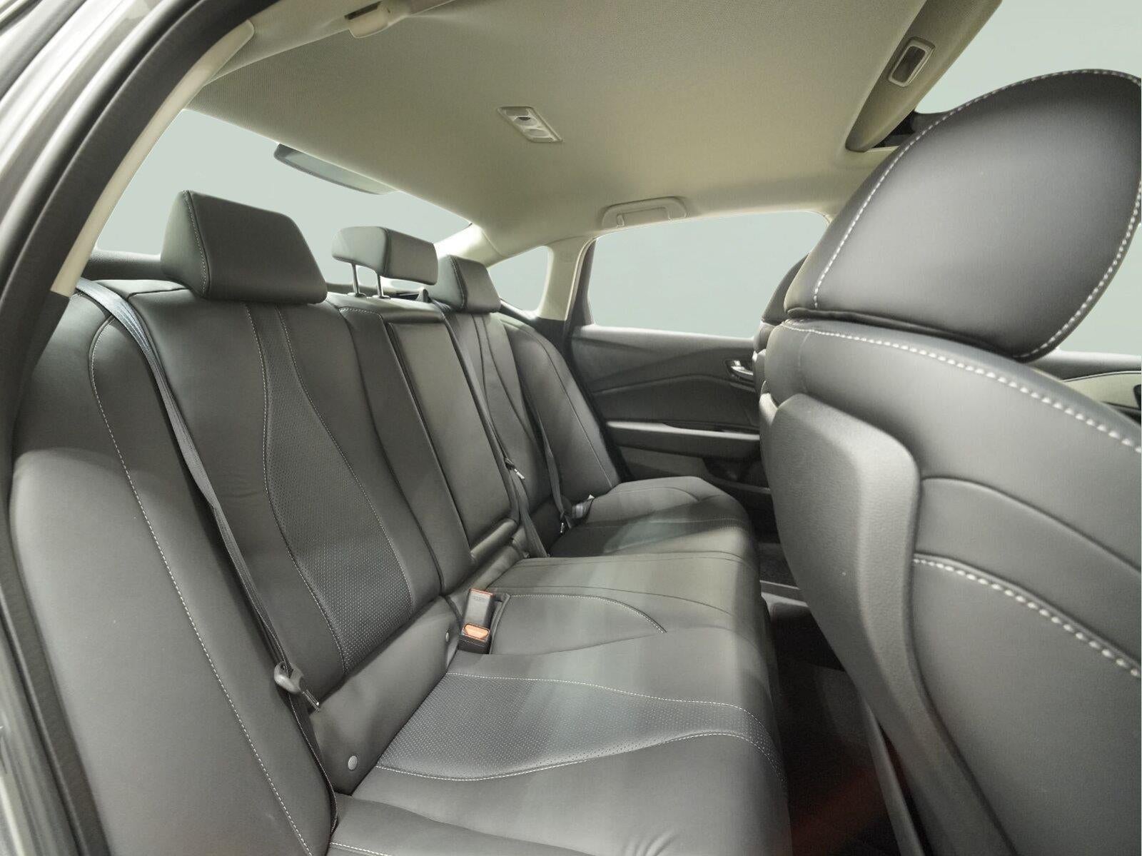 2025 Acura TLX Technology Package