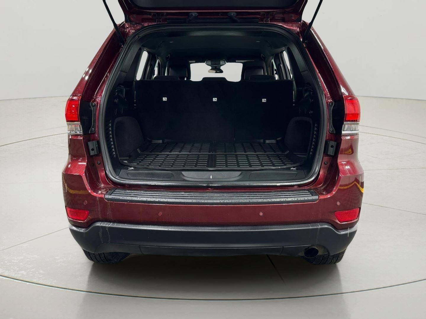 2020 Jeep Grand Cherokee Laredo E 4x4