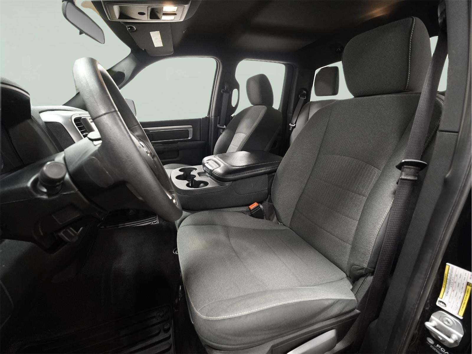 2021 RAM 1500 Classic Warlock Quad Cab 4x4 6'4" Box