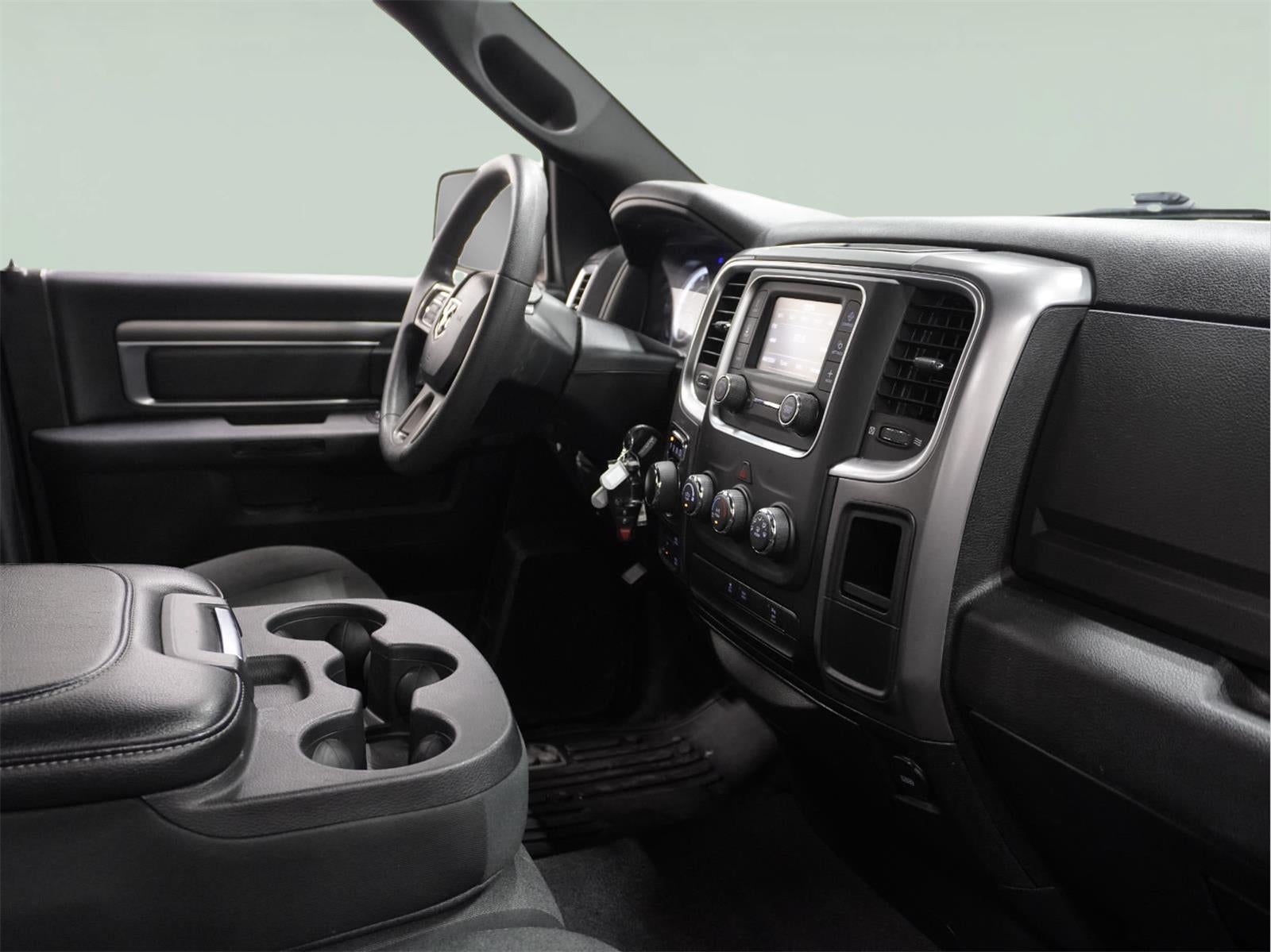 2021 RAM 1500 Classic Warlock Quad Cab 4x4 6'4" Box