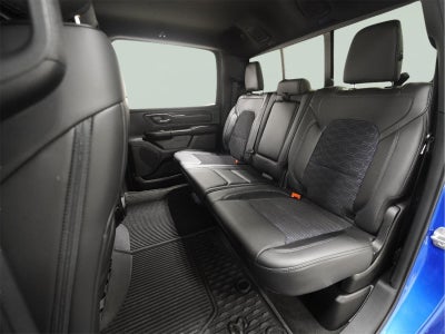 2023 RAM 1500 Big Horn Crew Cab 4x4 5'7" Box