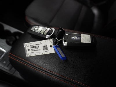 2025 Ford Escape ST-Line Select