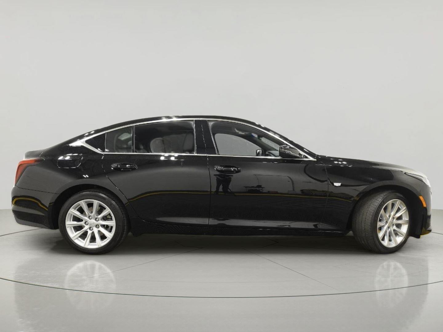 2023 Cadillac CT5 Luxury