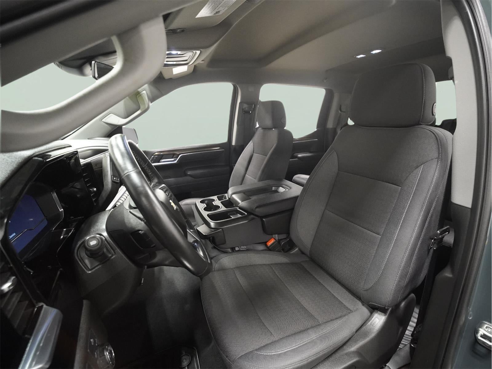 2025 Chevrolet Silverado 1500 LT (2FL)